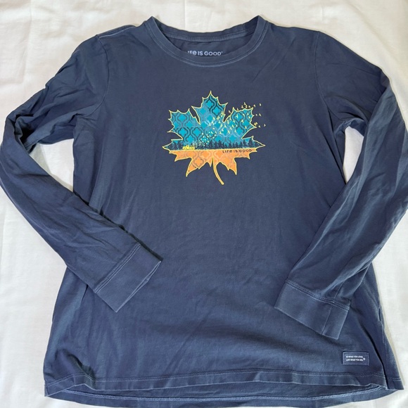 Life is Good Women’s Size Large Blue Crusher Long Sleeve Tshirt Fall  Crew Neck - Picture 1 of 4